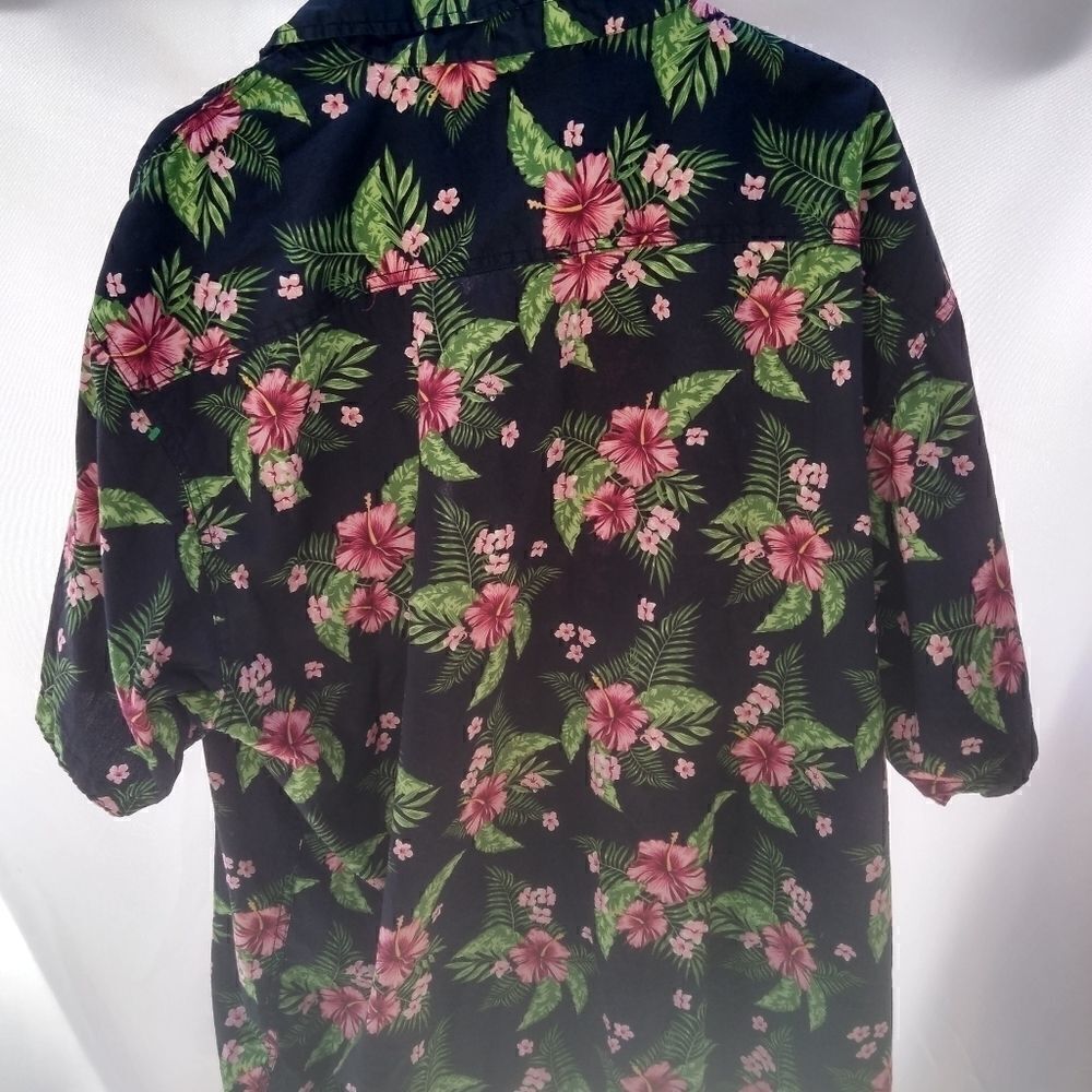 Free Planet shirt - Picture 2 of 3